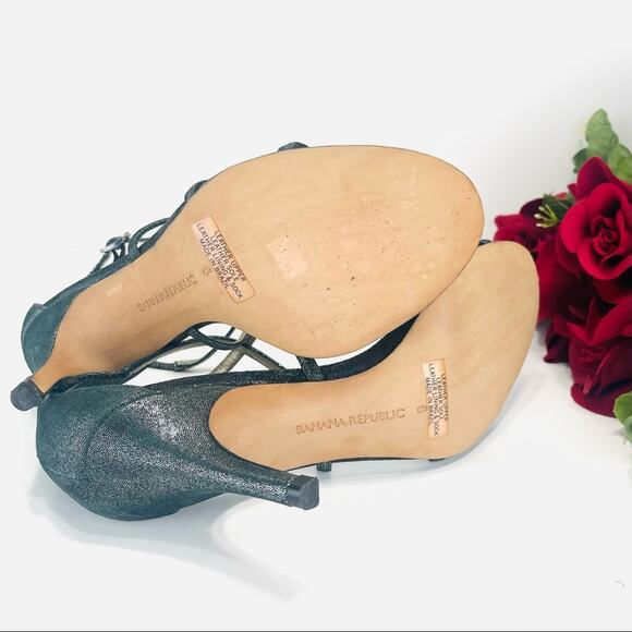 Banana Republic High Heel Sandal Sz 6 Silver 100% Leather Strappy Buckle Closure - Picture 7 of 16